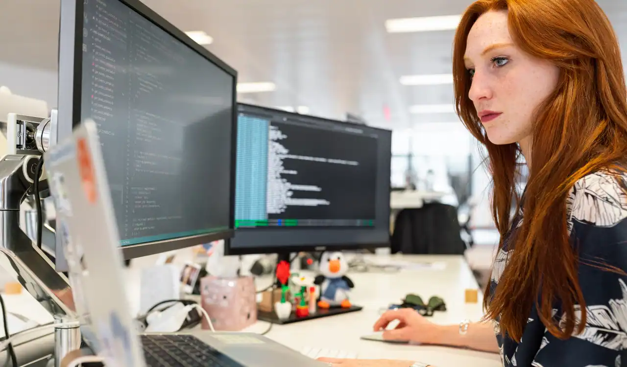 Benefits of Hiring Dedicated Developers
